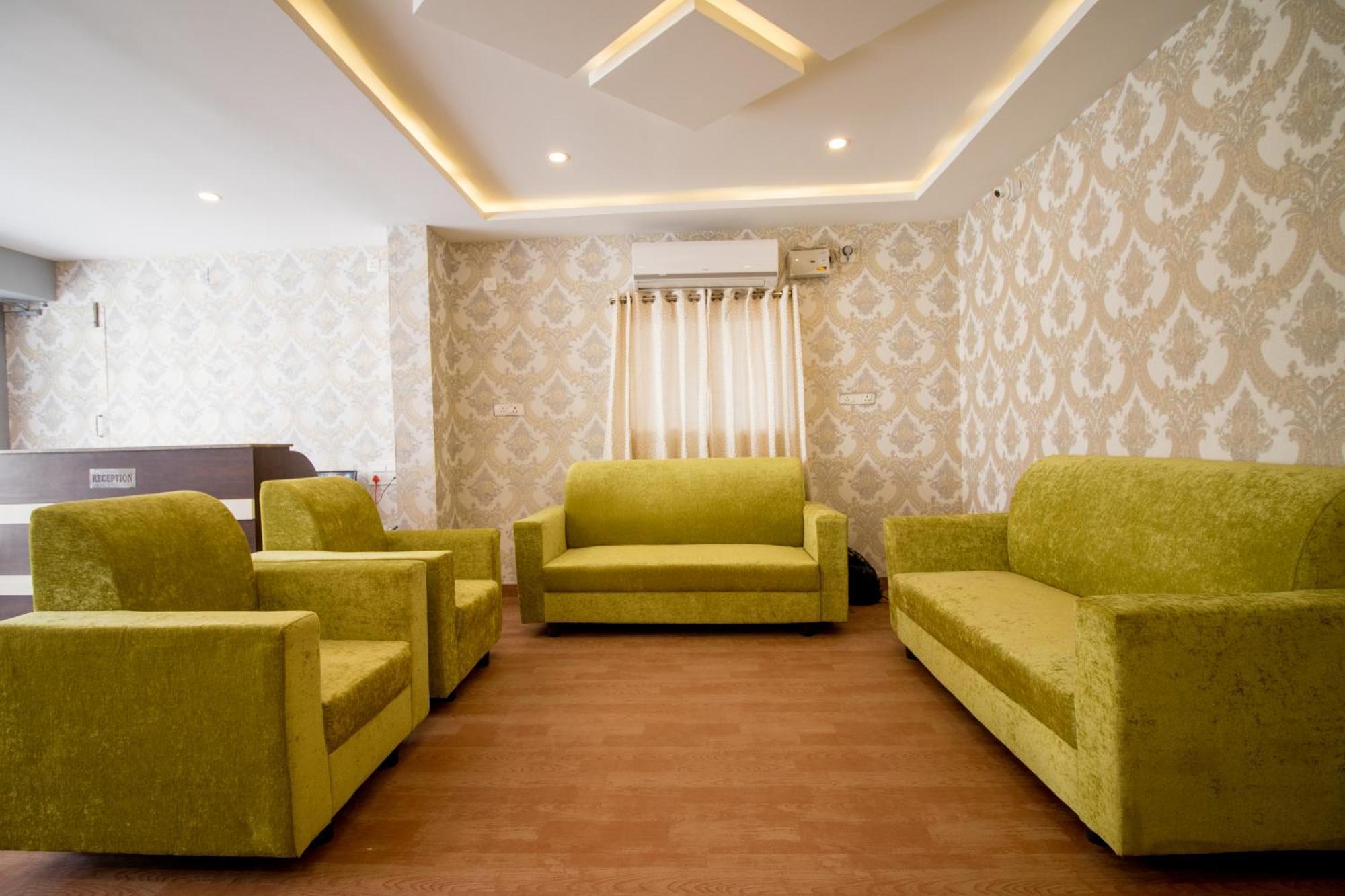 Pearl Suites, 티루파티 외부 사진
