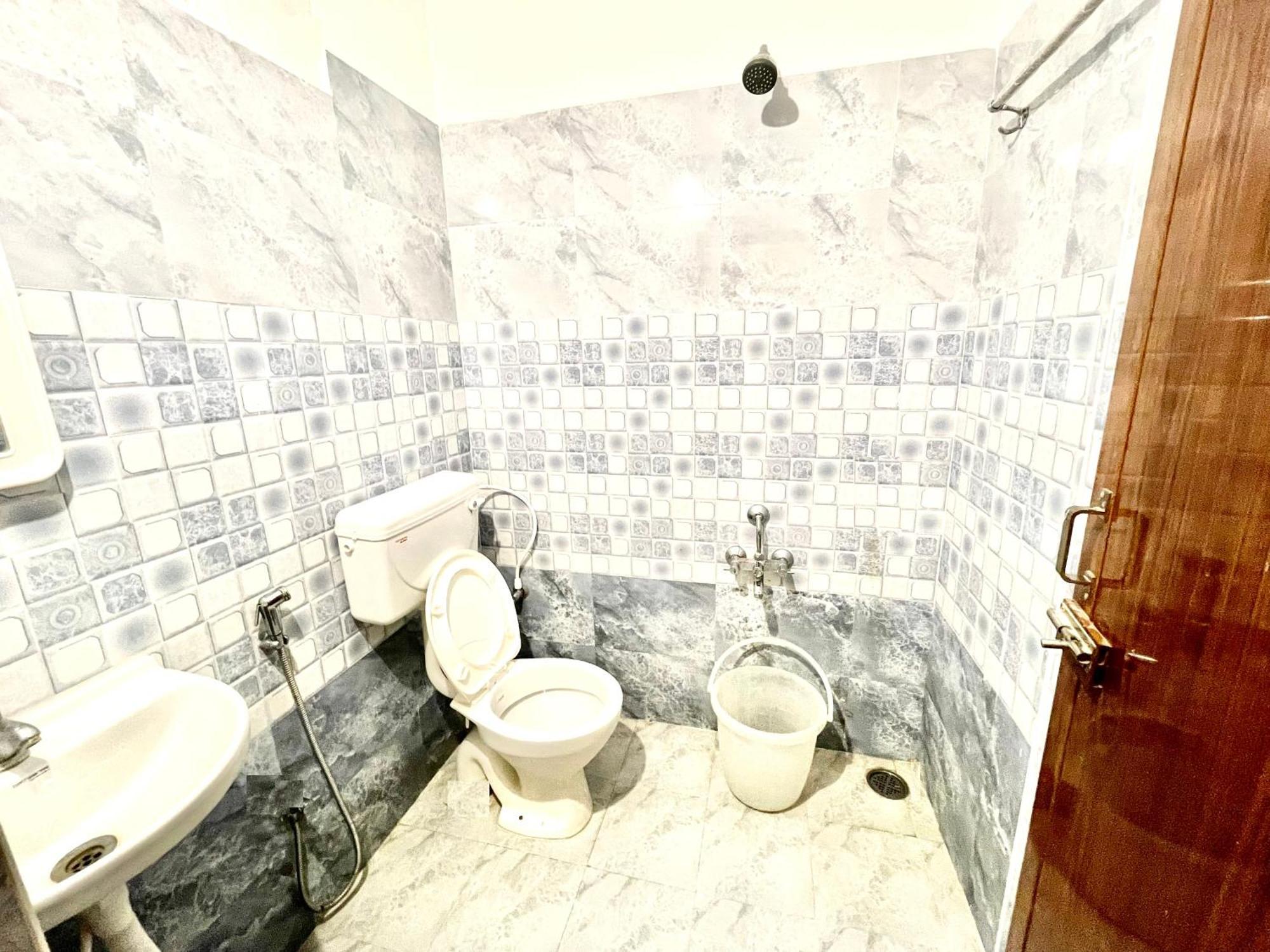Pearl Suites, 티루파티 외부 사진